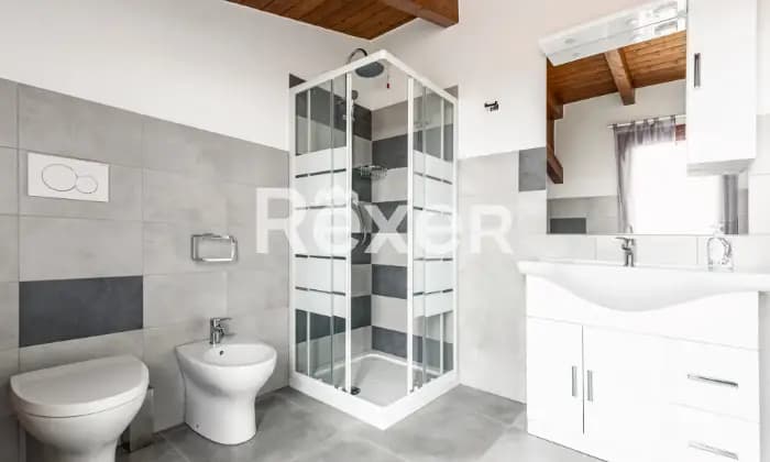 Homepal-Terre-Roveresche-Nuovo-e-splendido-appartamento-duplex-con-terrazzinoBAGNO