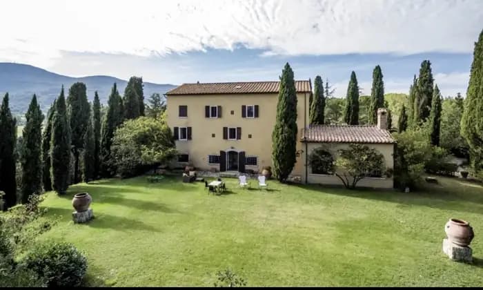 Homepal-Cetona-Stunning-villa-with-swimmingpool-Giardino