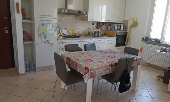 Homepal-Giulianova-Vendesi-appartamento-in-via-Raffaello-Sanzio-a-Giulianova-Cucina