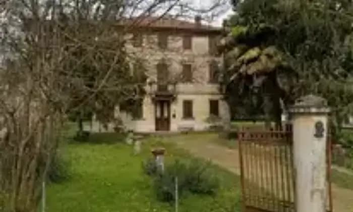 Homepal-Ravarino-Villa-padronale-in-Vendita-in-Via-D-Giambi-a-RavarinoGiardino