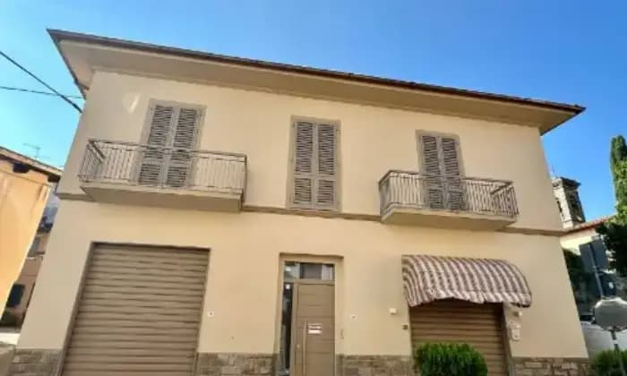 Homepal-Reggello-Appartamento-in-vendita-in-via-Andrea-del-Sarto-Cancelli-ReggelloFacciata