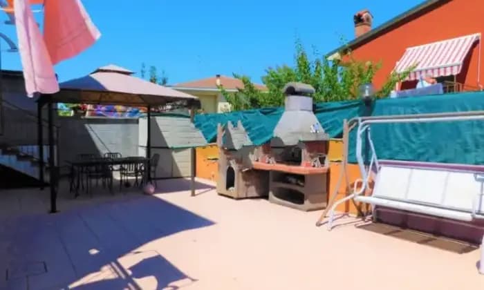Homepal-Marcignago-Villa-con-giardino-e-piscina-in-vendita-a-Marcignago-PVTerrazzo