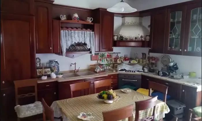Homepal-Favara-Appartamento-arredato-con-mobili-in-stile-Cucina