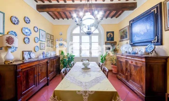 Homepal-Fucecchio-Splendida-villa-dal-fascino-storico-e-comfort-modernoSALONE