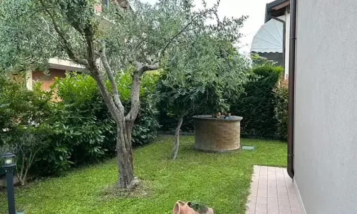 Homepal-Ravenna-Villa-singola-con-giardino-a-RavennaGiardino