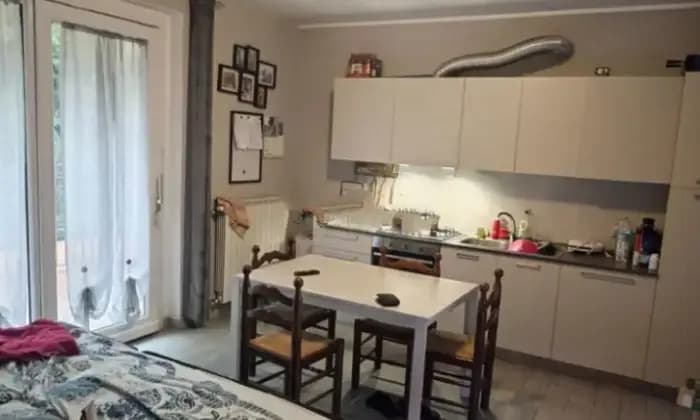 Homepal-Entratico-Bilocale-in-vendita-in-via-Valle-della-Vena-Cucina