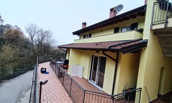 Homepal-Entratico-Bilocale-in-vendita-in-via-Valle-della-Vena-Giardino