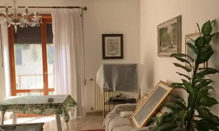 Homepal-Fabrica-di-Roma-Appartamento-con-giardino-garage-taverna-e-spazi-esterni-esclusivi-UnicoAltro