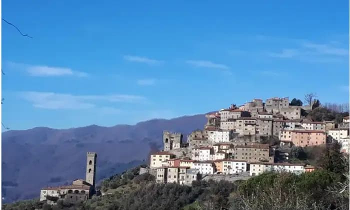 Homepal-Pescia-Trilocale-Borgo-Giacomo-Matteotti-Castelli-Pescia-Nord-PesciaTerrazzo