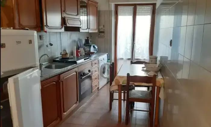 Homepal-Magliano-Sabina-Appartamento-in-vendita-in-via-Corinti-Fiore-a-Magliano-SabinaCucina