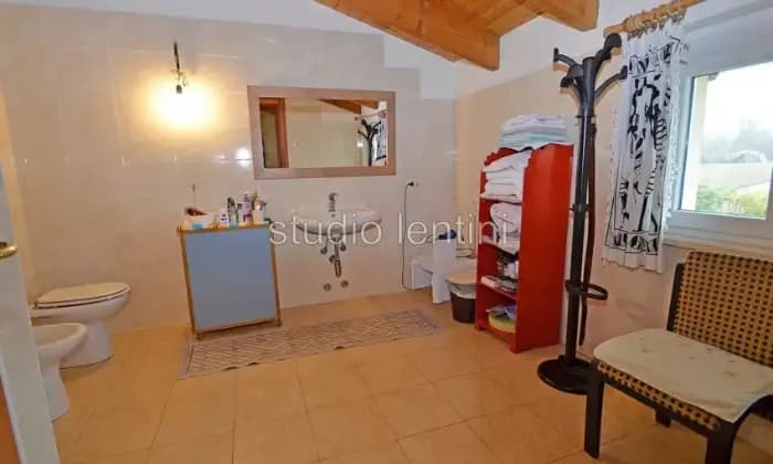 Rexer-Conzano-Villa-Strada-Provinciale-Conzano-BAGNO