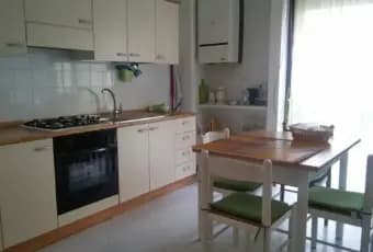 Rexer-Campobasso-Splendido-appartamento-arredato-in-centro-CUCINA