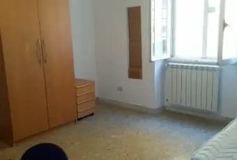 Rexer-Roma-Appartamento-per-tre-studentiesse-Universit-Cattolica-CAMERA-DA-LETTO
