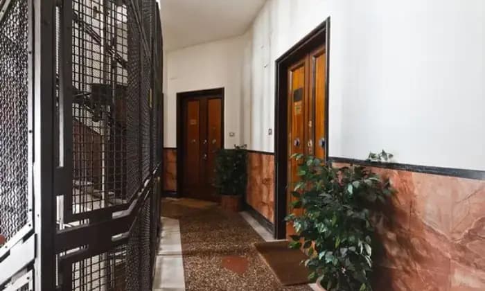 Rexer-Roma-Apartment-San-Pietro-ENTRATA