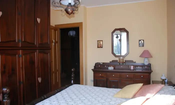 Rexer-Correzzana-Porzione-di-villa-CAMERA-DA-LETTO