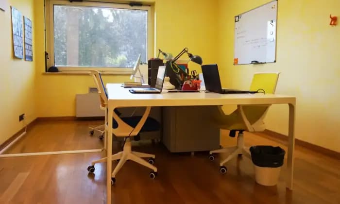 Rexer-SAN-BENEDETTO-DEL-TRONTO-COWORKING-in-centro-UFFICIO