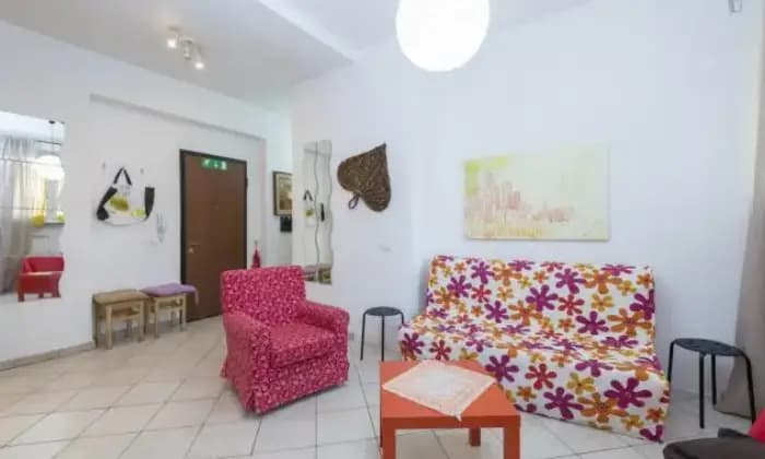 Rexer-Roma-Appartamento-camere-da-letto-metropolitana-Colli-Albani-SALONE