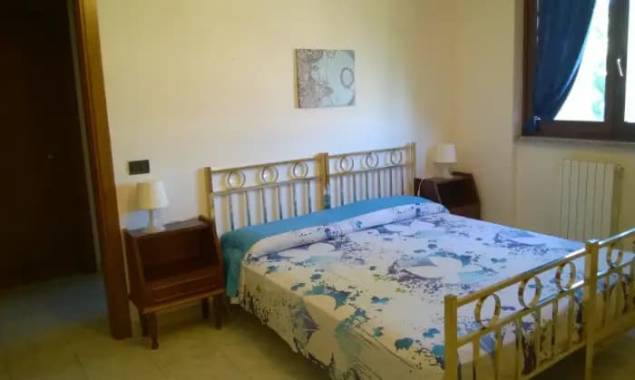 Rexer-Lecce-Affittasi-ottimo-appartamento-in-Viale-Grassi-CAMERA-DA-LETTO