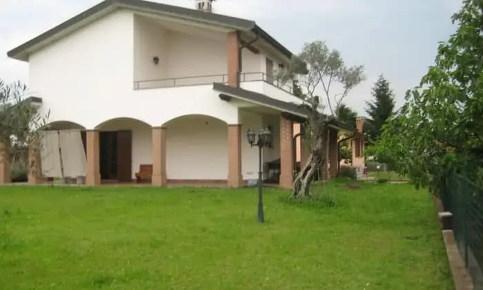 Rexer-Orio-Litta-Affittasi-stupenda-villa-Orio-Litta-LO-ALTRO