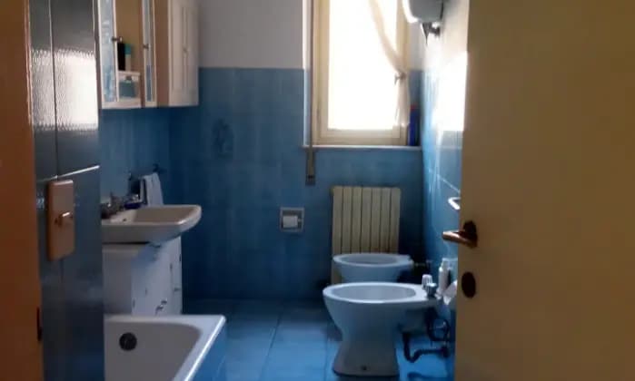 Rexer-Vibo-Valentia-Vendita-appartamento-zona-centrale-trattabili-BAGNO