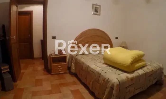 Rexer-Trivento-Splendida-villa-in-Contrada-penna-a-Trivento-CAMERA-DA-LETTO