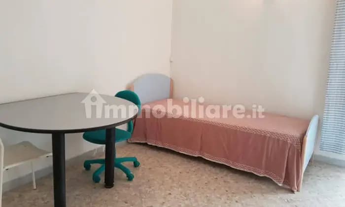 Rexer-Bari-Fitto-Stanza-o-posto-letto-in-centro-a-Bari-BAGNO