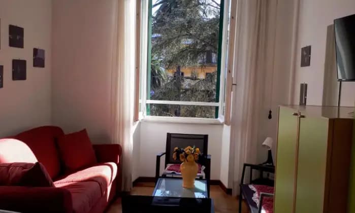 Rexer-Roma-Delizioso-Appartamento-in-Affitto-nel-Cuore-di-Roma-SALONE