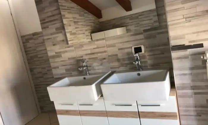 Rexer-Tradate-Appartamento-in-vendita-BAGNO