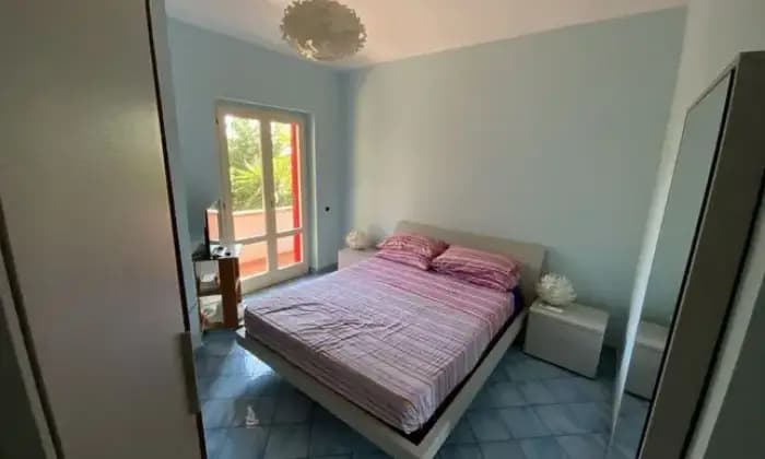 Rexer-Stalett-Villa-in-Vendita-in-zona-Copanello-a-Stalett-CAMERA-DA-LETTO