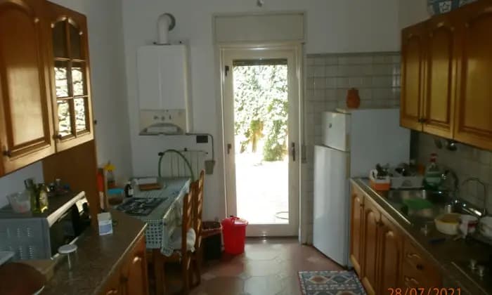 Rexer-Enna-Villa-in-zona-tranquilla-senza-traffico-CUCINA