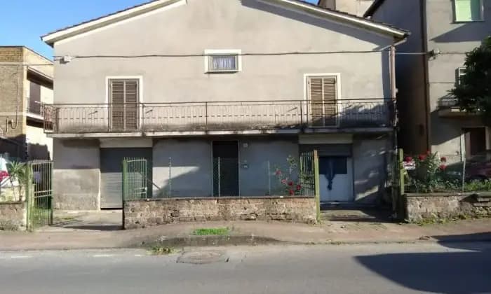 Rexer-Castel-SantElia-Casa-indipendente-in-vendita-a-via-Civita-Castellana-ALTRO