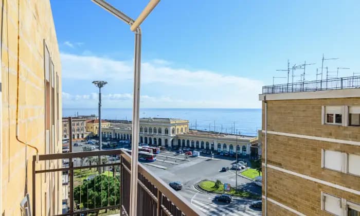 Rexer-Catania-Delizioso-e-luminoso-appartamento-vista-mare-BALCONE