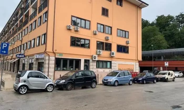 Rexer-Avellino-Vendesi-box-auto-in-via-Circumvallazione-a-Avellino-AV-GARAGE
