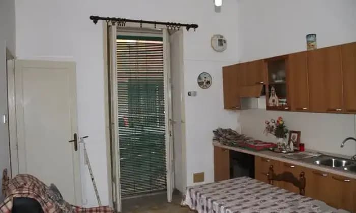 Rexer-Ragusa-Casa-indipendente-singola-in-vendita-CUCINA