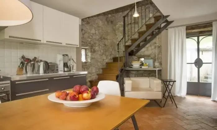 Rexer-Pescaglia-Grande-Villa-con-tre-altre-casa-piccolo-Borgo-molto-privato-Cucina