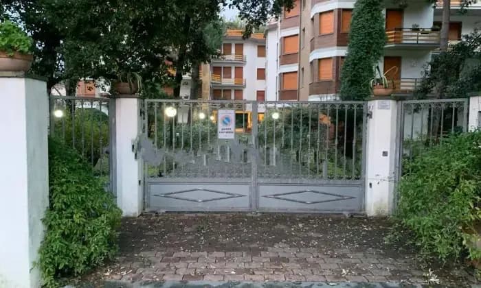 Rexer-Forte-dei-Marmi-Quadrilocale-via-Giosu-Carducci-Forte-dei-Marmi-ALTRO