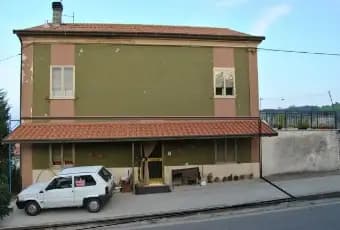 Rexer-Monterubbiano-Appartamento-indipendente-con-altri-immobili-corte-e-terreno-ALTRO