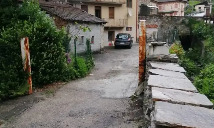 Rexer-BeuraCardezza-Rustico-via-del-Rio-BIS-BeuraCardezza-CAMERA-DA-LETTO