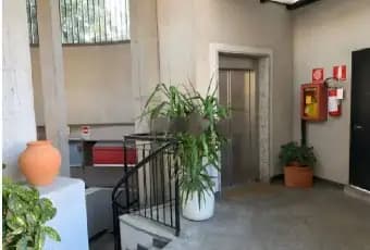 Rexer-Milano-Garage-in-vendita-in-viale-Ca-Granda-ALTRO
