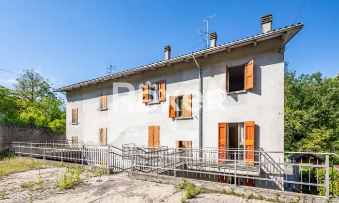 Rexer-San-Benedetto-Val-di-Sambro-Casa-indipendente-su-piani-ESTERNO