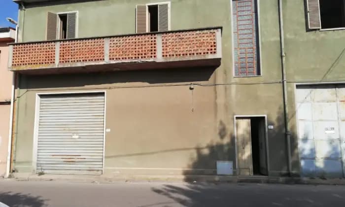 Rexer-Abbasanta-Casa-indipendente-in-pieno-centro-ALTRO