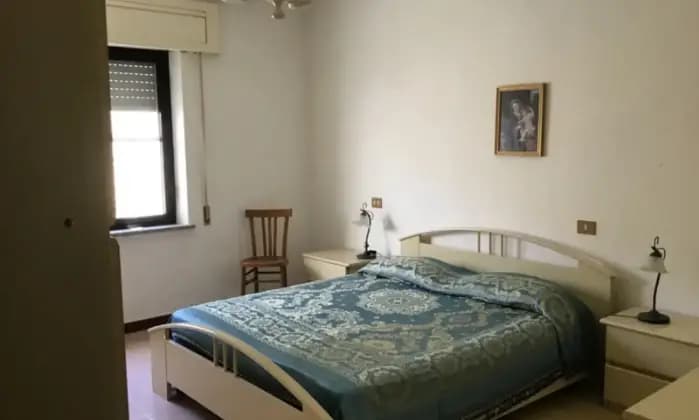 Rexer-Posada-Appartamento-in-vendita-in-via-Camillo-Benso-Conte-di-Cavour-CAMERA-DA-LETTO