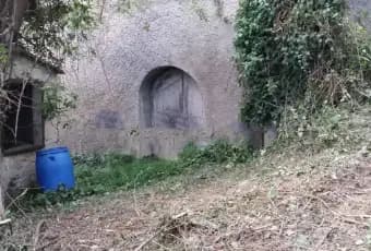 Rexer-Perugia-Vendesi-Casale-in-Strada-della-Molinella-a-Monteluce-Ponte-Rio-di-Perugia-ALTRO