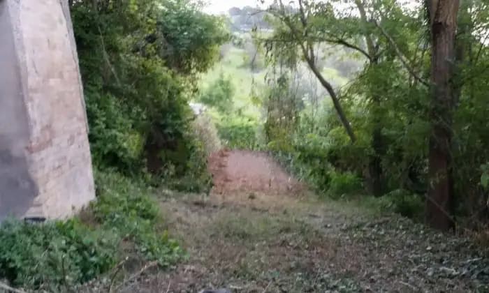 Rexer-Perugia-Vendesi-Casale-in-Strada-della-Molinella-a-Monteluce-Ponte-Rio-di-Perugia-ALTRO