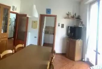 Rexer-Cerreto-dEsi-Appartamento-in-Vendita-in-Via-Battisti-a-Cerreto-dEsi-SALONE
