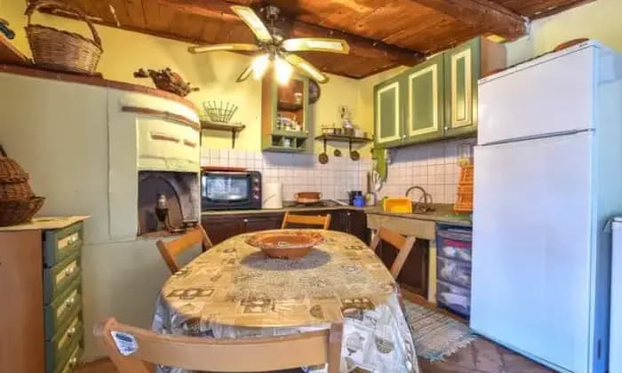 Rexer-Enna-Villa-con-terreno-lontana-dal-centro-abitato-circa-km-CUCINA