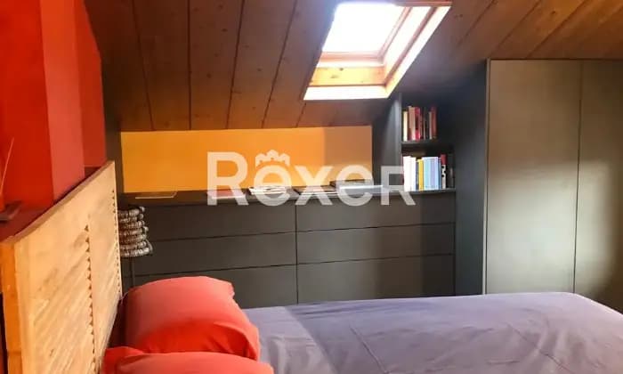 Rexer-Menaggio-Appartamento-in-Residence-con-piscina-e-vista-lago-CAMERA-DA-LETTO