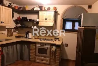Rexer-Montecastrilli-Vendo-casa-indipendente-a-Casteltodino-TR-ALTRO