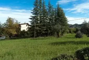 Rexer-Castelli-Vendesi-Villa-in-via-Bivio-Villa-Rossi-a-Castelli-TE-ALTRO