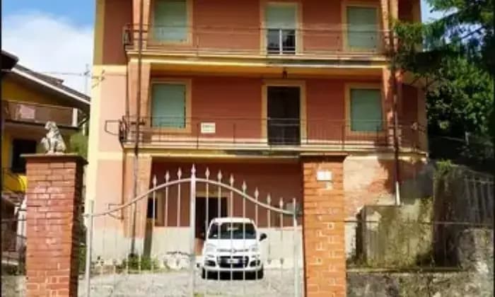 Rexer-Sarzana-Villa-bifamiliare-in-vendita-in-via-Terma-a-Falcinello-Sarzana-Terrazzo